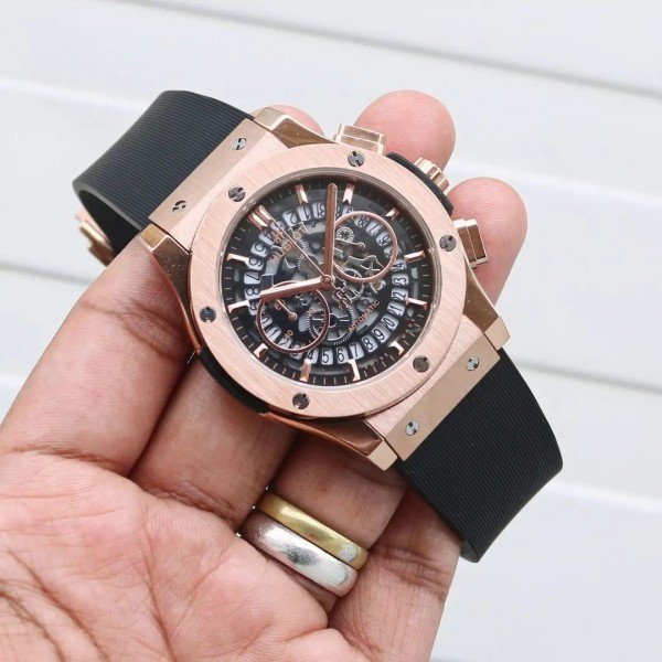 Hublot Big Bang Calendar Watch - View 3