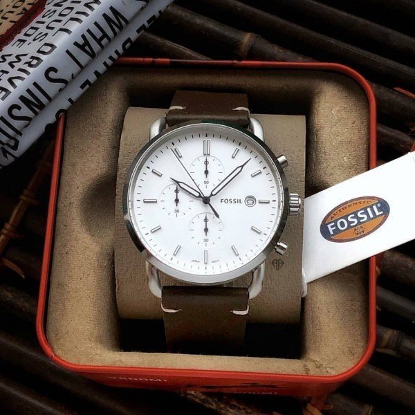 FOSSIL COMMUTER PREMIUM WRIST WATCH - View 2