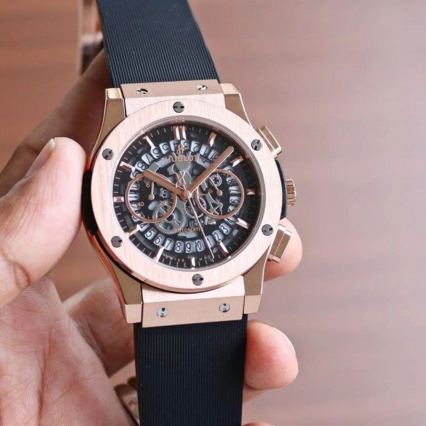 Hublot Big Bang Calendar Watch - View 2
