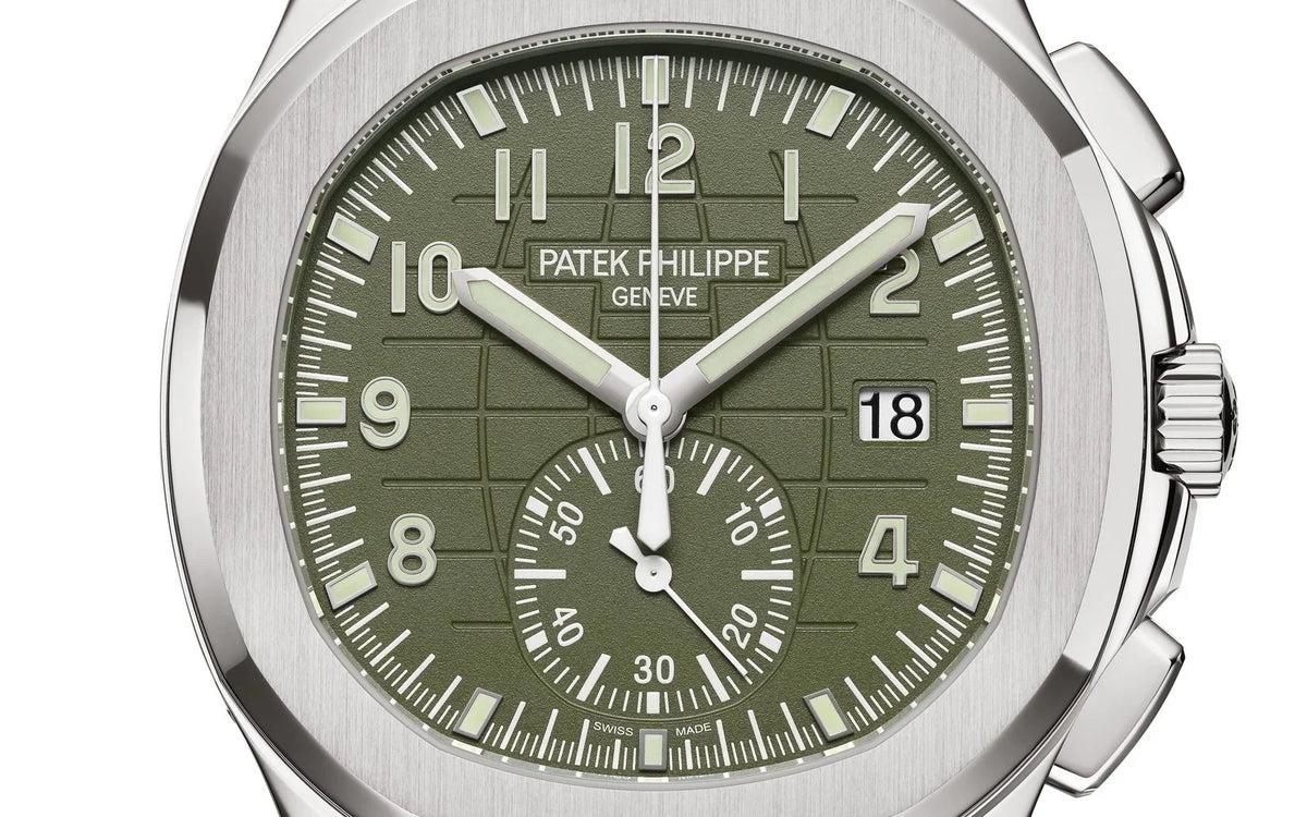 PATEK PHILIPPE AQUANAUT (GREEN) - View 2