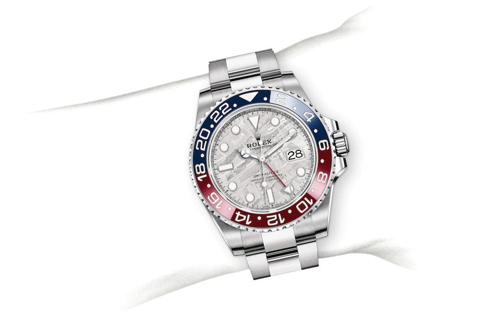 GMT-Master II 24-Hour Rotatable Bezel - View 2