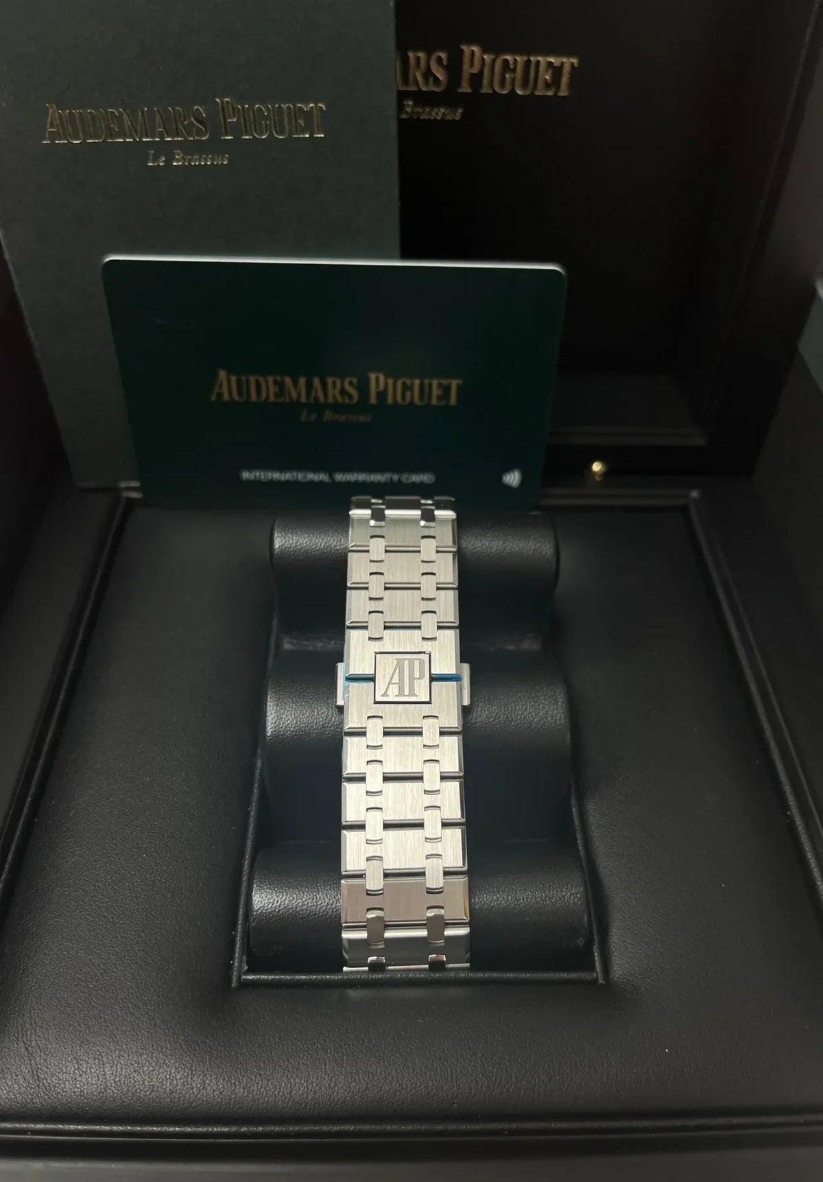 Audemars Piguet Royal Oak Chronograph - View 8