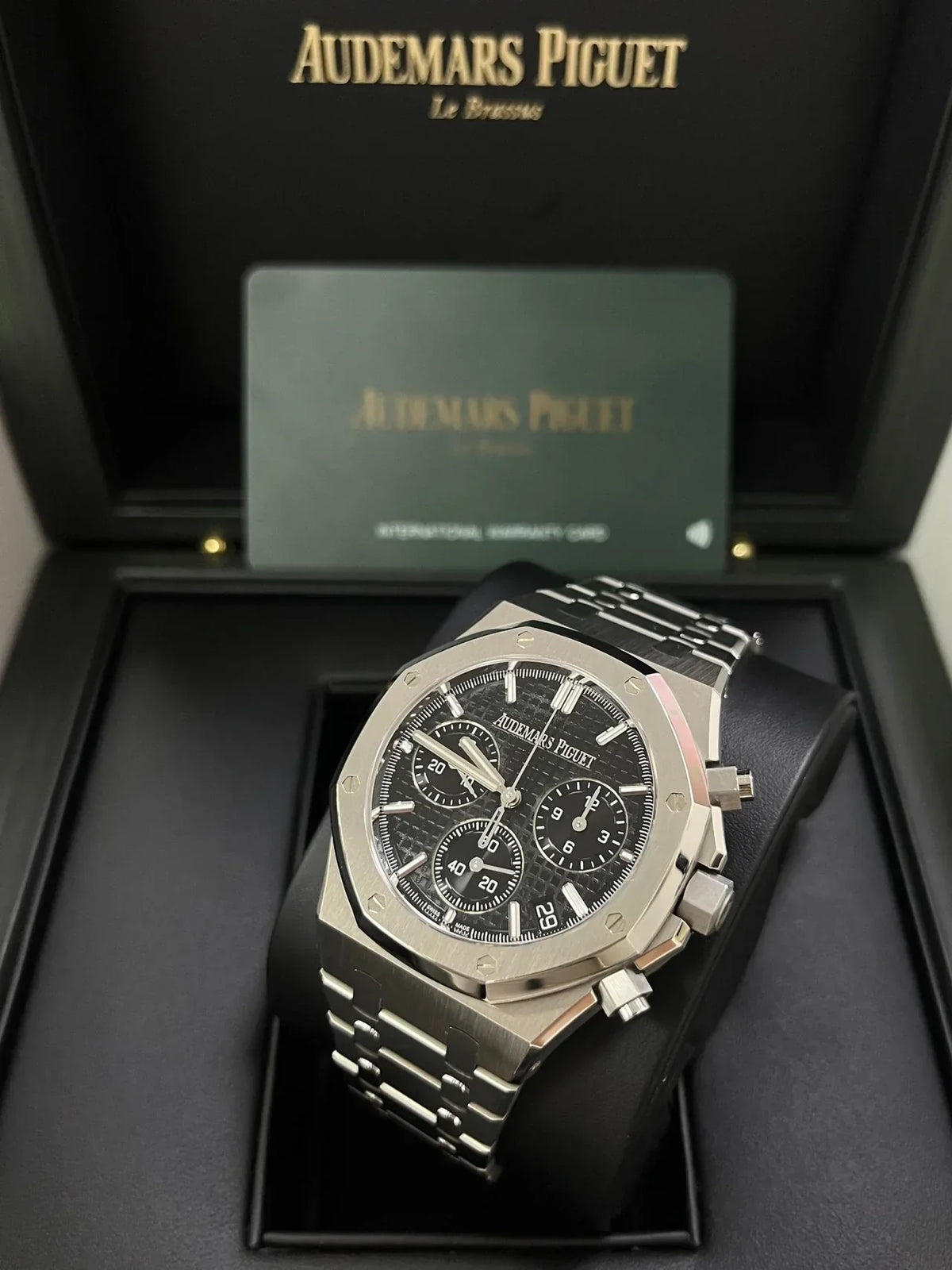 Audemars Piguet Royal Oak Chronograph - View 8
