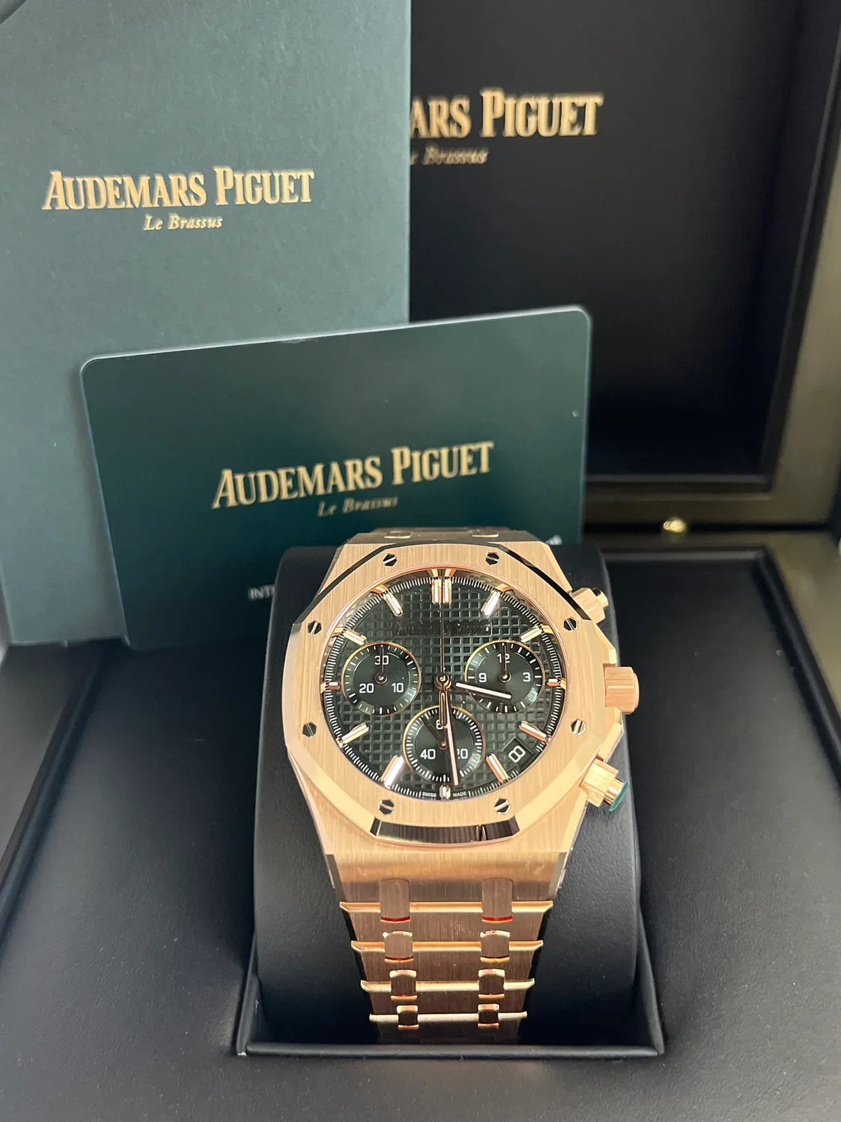 Audemars Piguet Royal Oak Chronograph - View 5