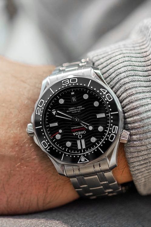 OMEGA SEA MASTER AUTOMATIC PRIMIUM WATCH - View 3