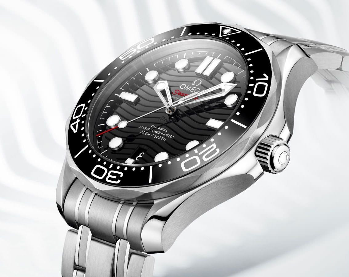 OMEGA SEA MASTER AUTOMATIC PRIMIUM WATCH - View 4