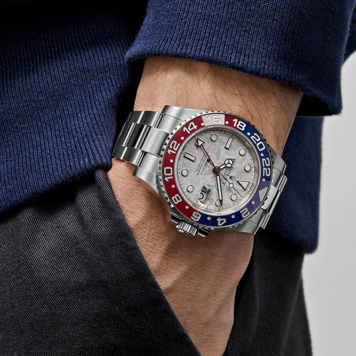 GMT-Master II 24-Hour Rotatable Bezel - View 4